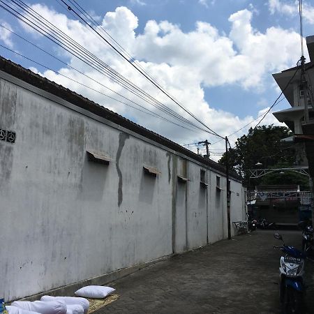 Tambak Bayan Guesthouse Kejayan Exterior foto