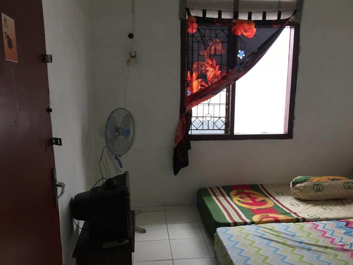 Tambak Bayan Guesthouse Kejayan Exterior foto